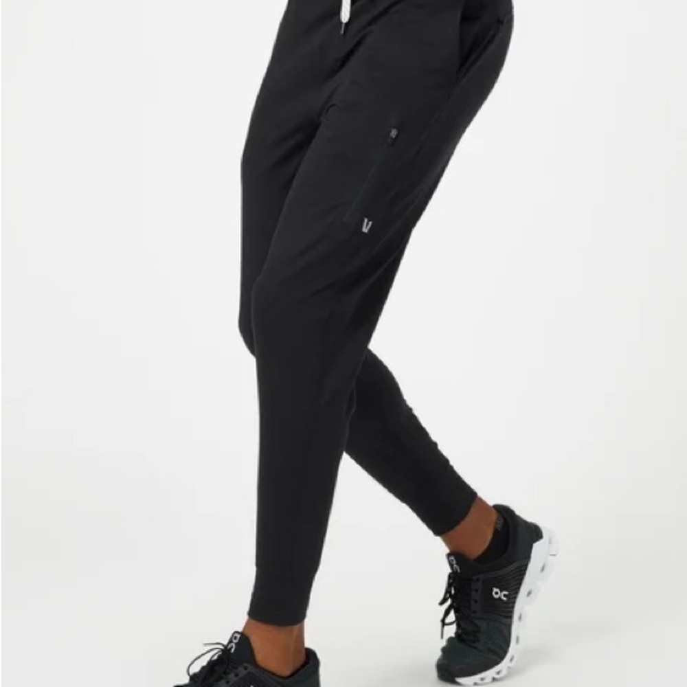 Vuori men’s Sunday performance Jogger